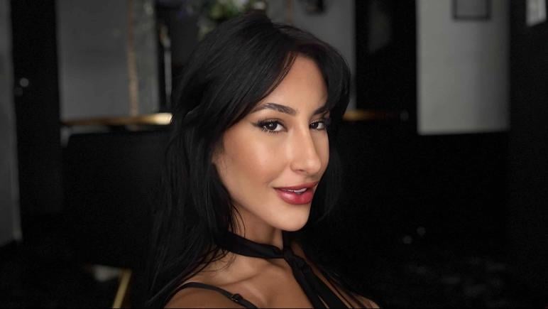 Luma Massagista - Domínio sensual