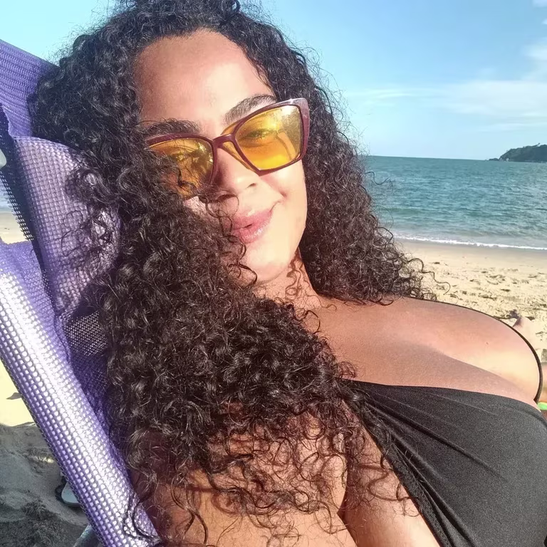 Ariadne Bronx Avaliações no perfil do whatsapp Massagem