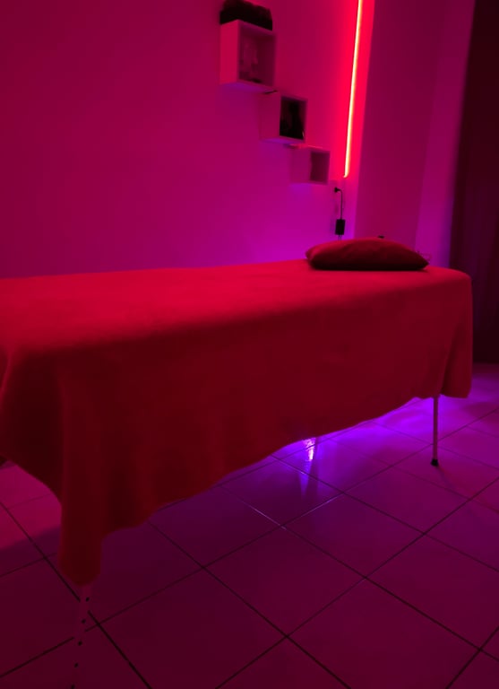 Massoterapeuta Especializada em Experiências de Bem-Estar Massagem tântrica Massoterapeuta Especializada em Experiências de Bem-Estar Massagem tântrica