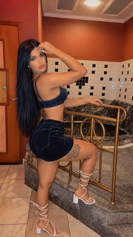 Layla morena Um momento especial para você