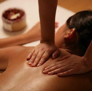 Anna Monzerrat /Nuru/tântrica /sensitive/mix local próprio Asa norte Massagem