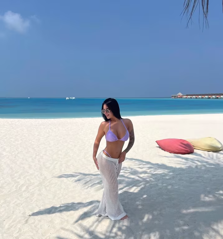 Bianca Especialista Nuru / Karoline Spa Massagem tântrica em