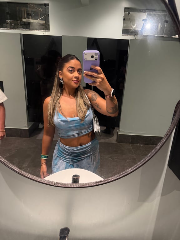 Mia Massagens - proporciona uma experiência única 