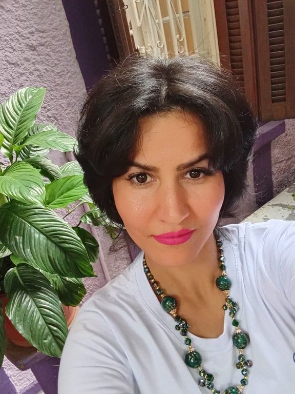 Zara Marroquina - Massagem terapêutico e sensual/erótico