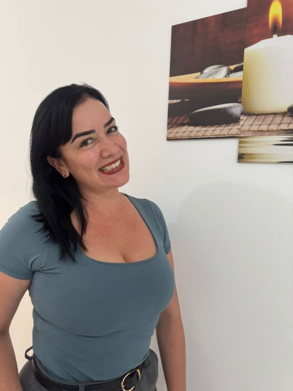 Amanda - Massagista, Depilação e cuidados pessoais Massagem nuru