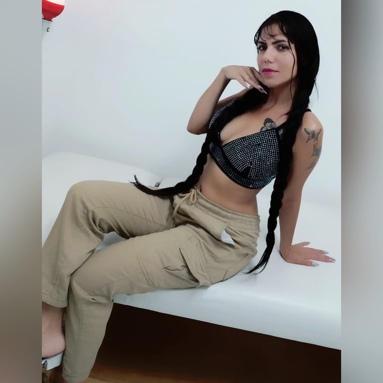 Julia massagista profissional 