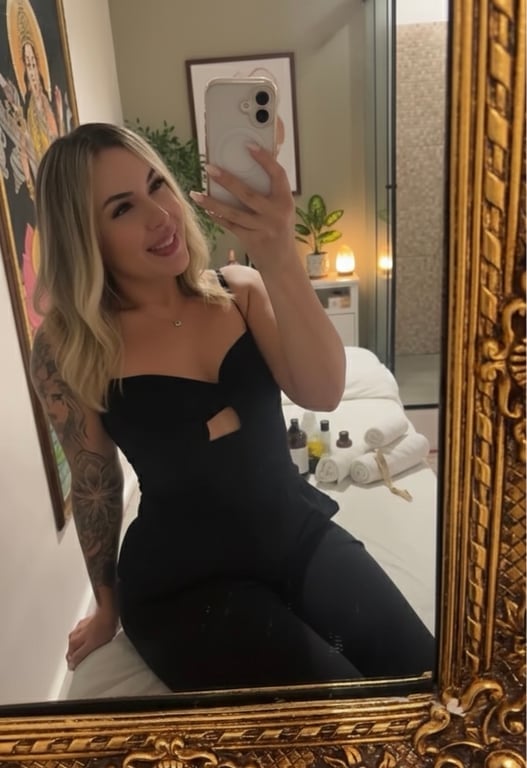 Massoterapeuta e terapeuta tântrica 