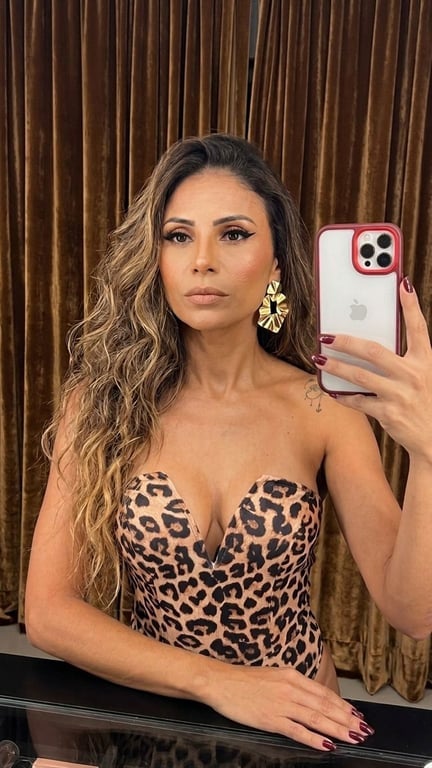 Rosângela Matos, MASSOTERAPEUTA e DEPILADORA em Vila Clementino