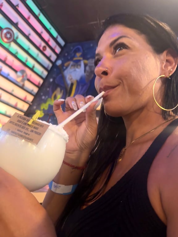 Karol, sua futura terapeuta , AGENDE EM COPACABANA ou BARRA.