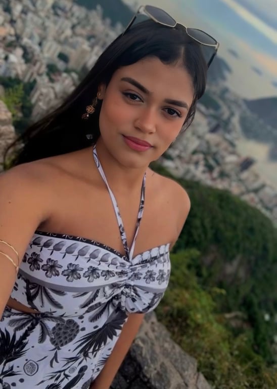 Cibele – Toques que Provocam, Relaxam e Envolvem.