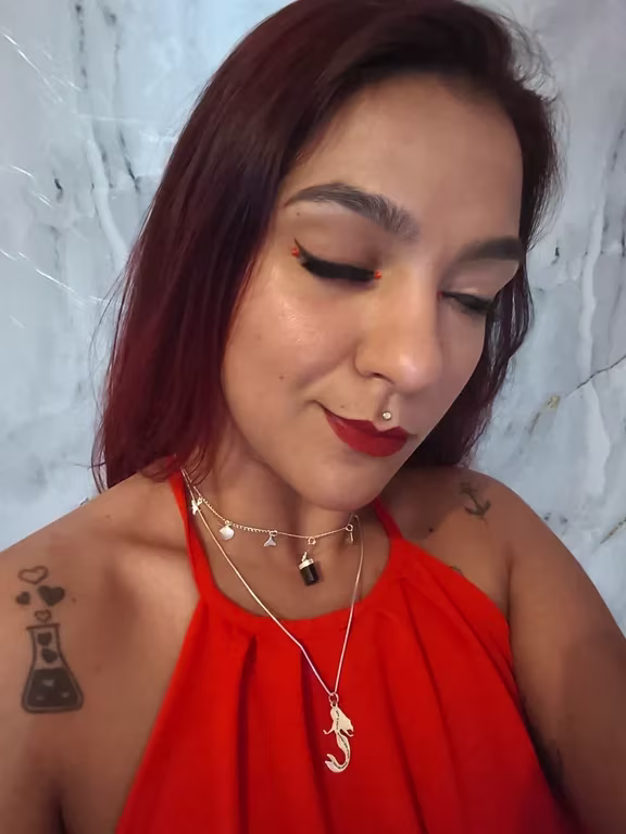 Carol Urbanetto Minhas mãos de (SA) fada vão te aquecer e enlouquecer Massagem tântrica