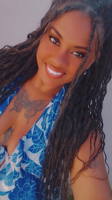 Lore Massagem Tântrica |Energética| Desportiva Massagem sensual em