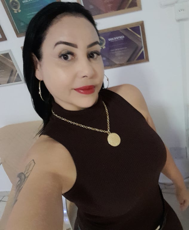 terapeuta Ana Souza. Massagens Relaxantes Terapêuticas, Massagem Tantrica. Ana Souza. Massagens Relaxantes Terapêuticas, Massagem Tantrica.
