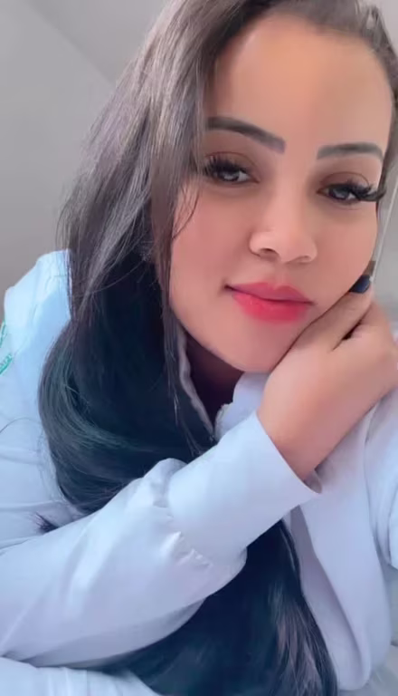 LALLURE MASSAGEM Seu momento de relaxamento começa aqui. Massagem