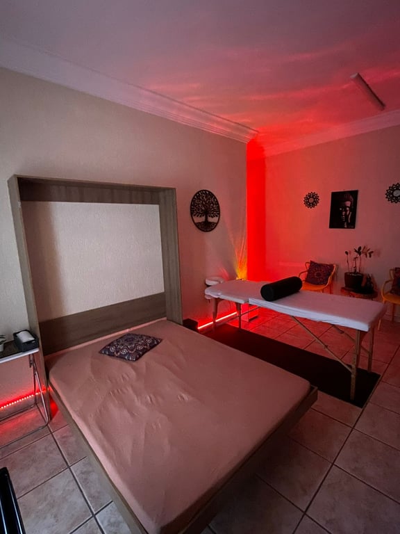 JAKI em 4 mãos com a minha irmã! Esse mês 50 % off na sessão Massagista