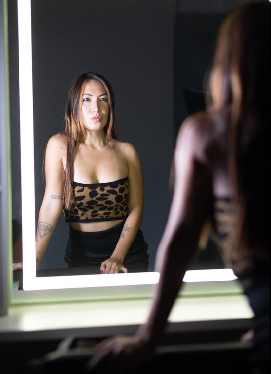 Lara - Massoterapeuta/Massagem Tântrica e Depilação Massagista Lara - Massoterapeuta/Massagem Tântrica e Depilação Massagista