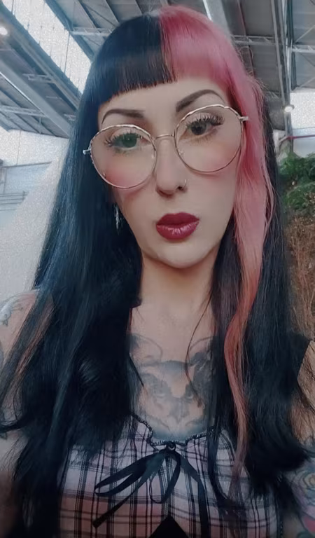 Shakti Ravena Terapeuta corporal e tântrica Massagista em
