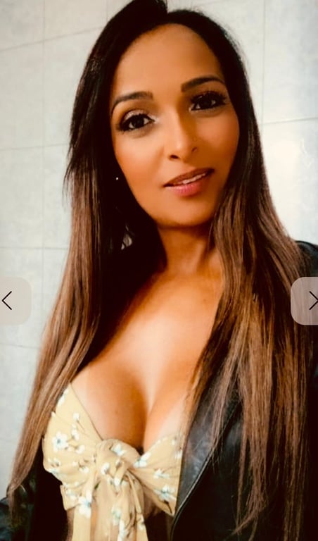 Massagens sensuais Nuru Tantrica Mix Vivência uma melhor que a outra 