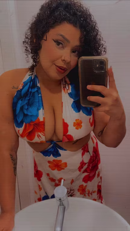 Kiss Santana ( promoção de massagem Nuru )