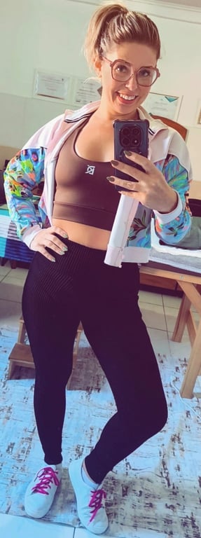 Geovana Massoterapeuta e Terapeuta! SAIBA MAIS!