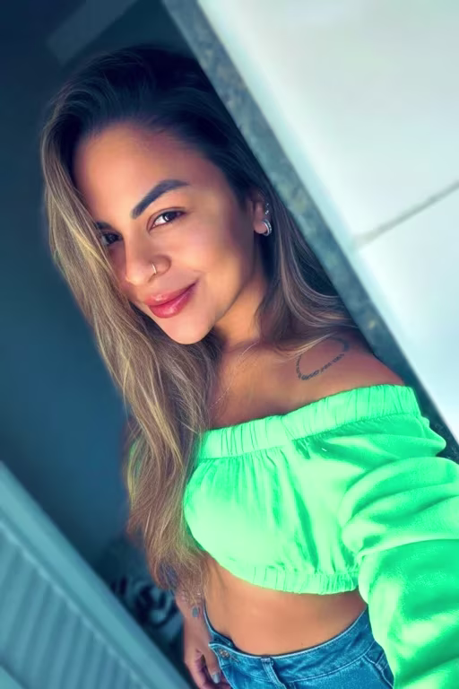 Larissa martins Massagem