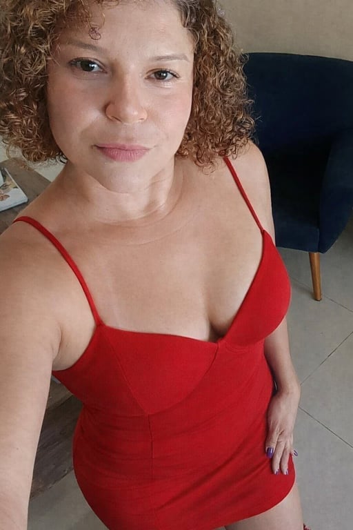 Terapeuta Ana - Terapia Tântrica • Corpo, Mente e Energia.