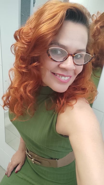 Massagem: relaxante, Nuru, sensitiva, tântrica, terapêutica e four han Massagem