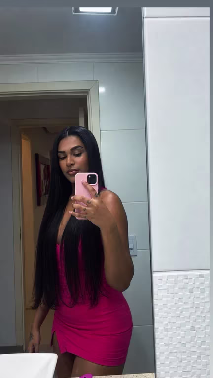 Mari ~ atendimento no meu flat , venha se permitir uma conexão unica Massagem sensual em