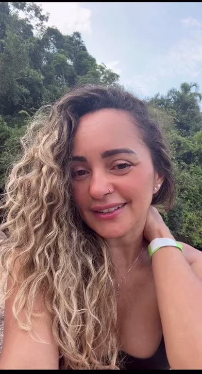 Julia Santos | Massoterapeuta Massagista
