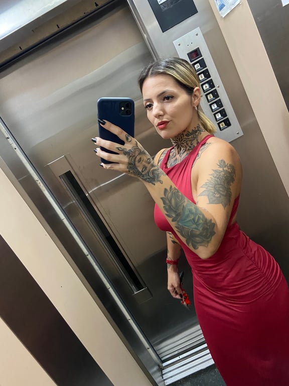 terapeuta Deva — Vivências Corporais com Presença e Intensidade Deva — Vivências Corporais com Presença e Intensidade