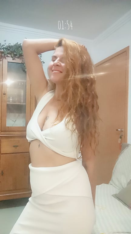 Fran Hura Experiências de êxtase místico com massagens eróticas