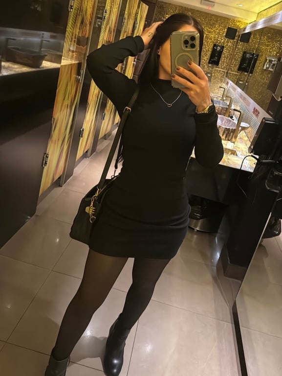 Emanuelle, massagem sensual e profissional.