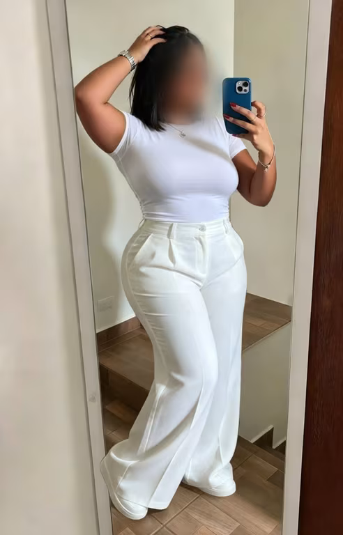 Flavia Massoterapeuta Especializado em Massagens Tantrica e Nuru Massagista em