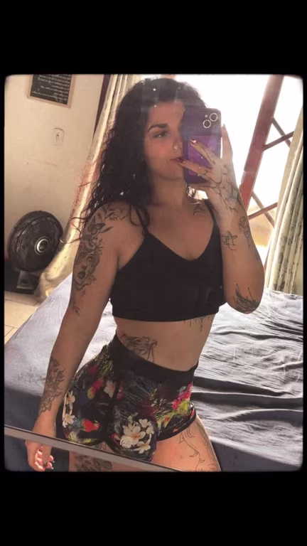 Yasmin | Massagem relaxante Massagem nuru em