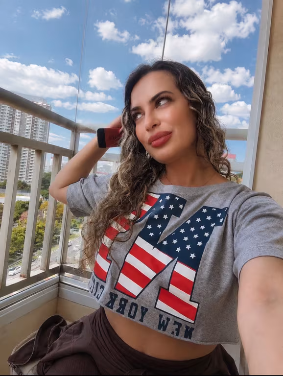 Moni Massoterapeuta | Massagens Neotântrica e Nuru Massagem sensual em