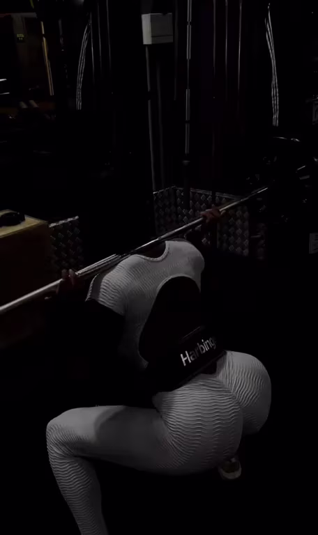 Bellah | Massagem. De volta ao Rio! Garanta seu horário e venha aprov Massagem