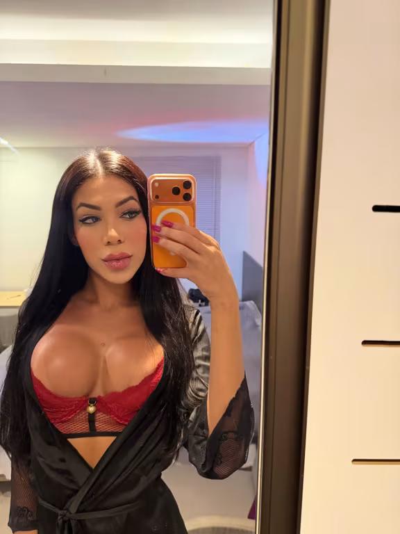 Gabriella Beline Massagista Trans Massagem nuru