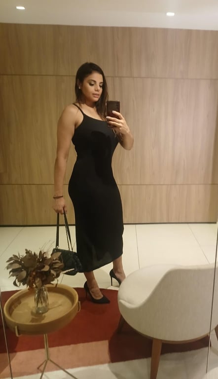 Estela, especialista em Nuru, Tântrica, Vivência. Massagem sensual