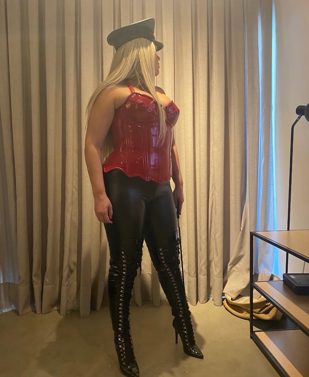 MEDUZA - Massagem Sensual Massagem MEDUZA - Massagem Sensual Massagem