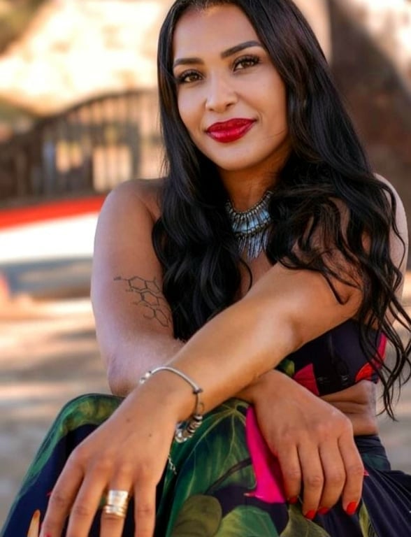 Massoterapeuta Vanessa (vivência, tântrica e nuru) Massagista em
