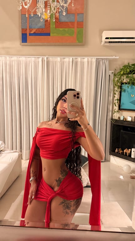 Massagens Sensuais e Relaxantes - Terapeuta Cássia