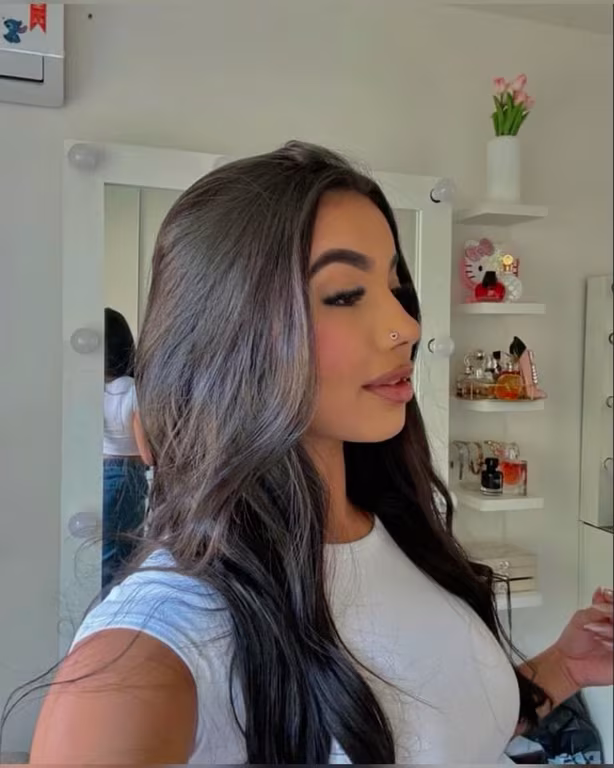 THAISSA MELO MASSOTERAPEUTA Massagem