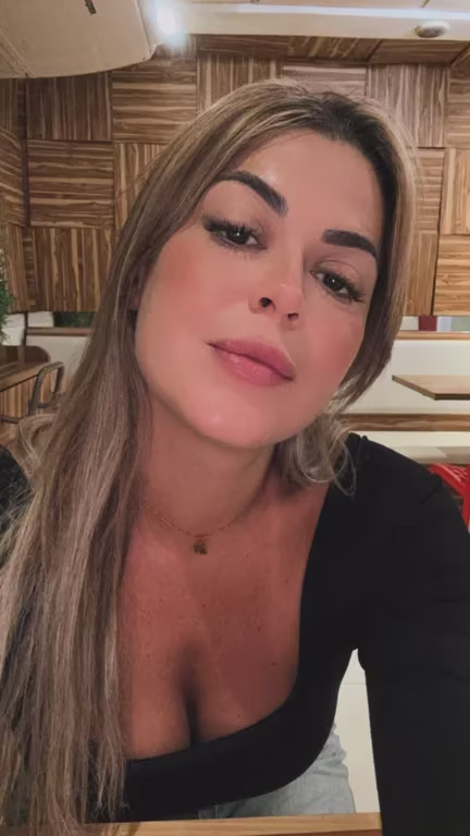 Thaisa Chaves massoterapeuta Massagem