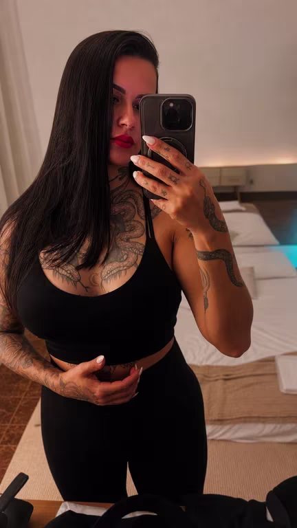Yasmin Noir ( Sua Sessão Personalizada ) Massagem sensual em