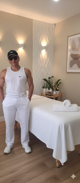 Cesar Massoterapeuta Massagem Tântrica e Relaxante Massagem