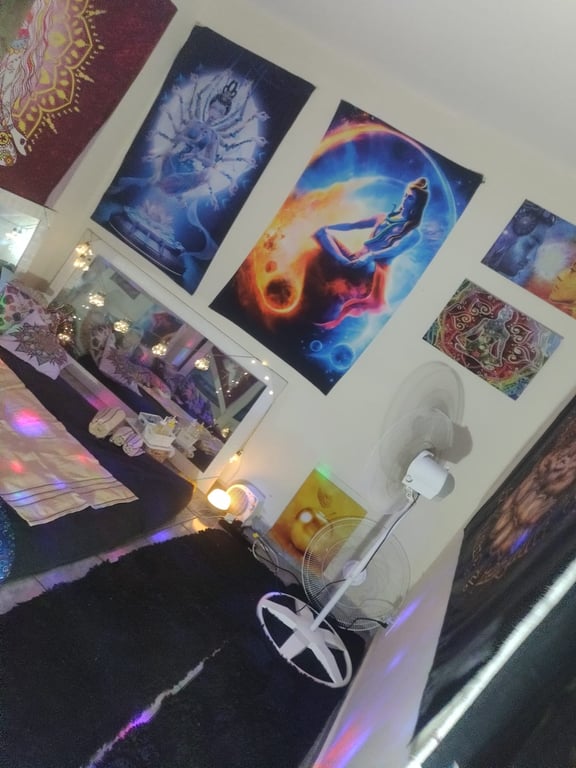 Val Araújo Nuru e Massagem Tântrica só para Homem. Massagem em