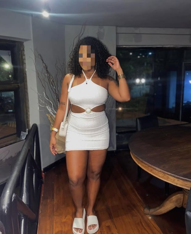 Kiss Santana Massoterapeuta Tântrica e sensual 