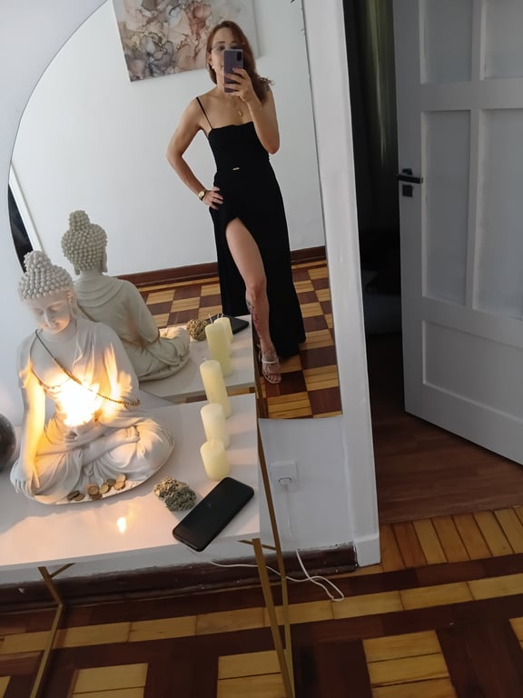 Prazer! Sou a Mari, vem fazer uma massagem comigo