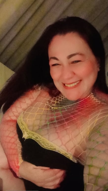 Carla Suzuki massagista mestica bbw para homens de bom gosto Massagista em