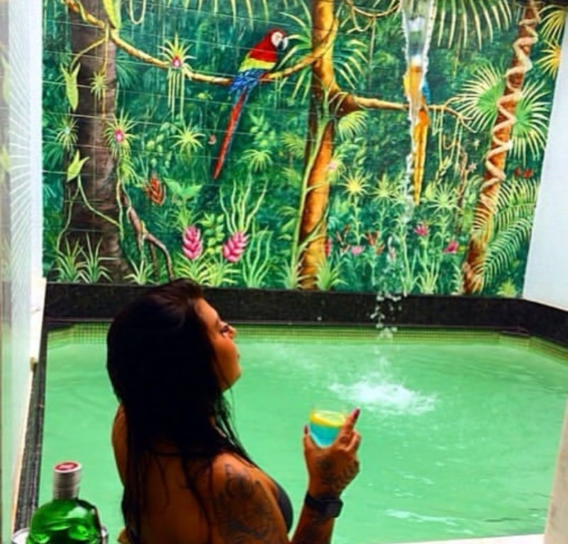 Mirella Massoterapeuta - Massagem Tântrica, e Mix